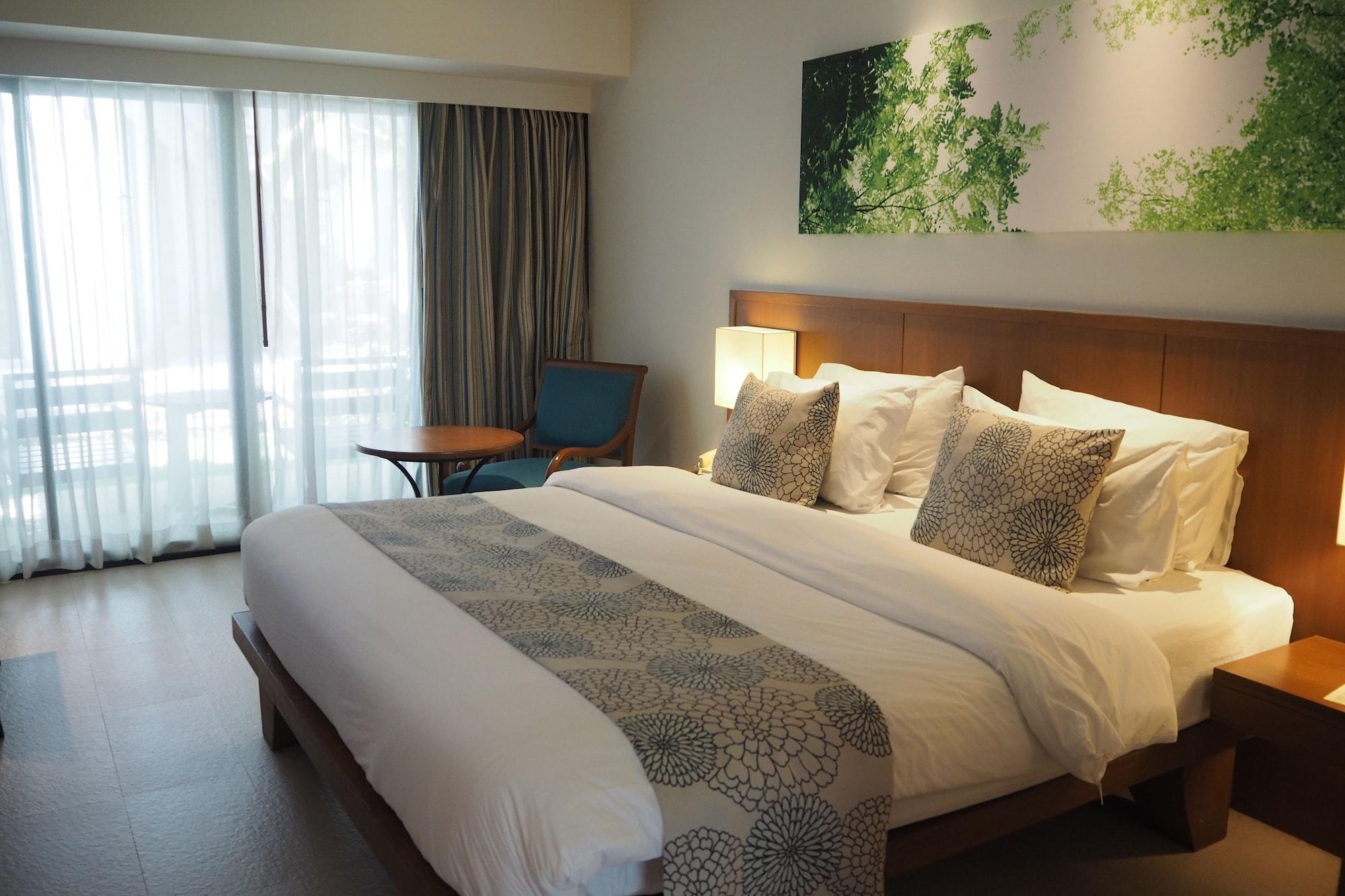Woodlands Hotel And Resort Pattaya Exterior photo