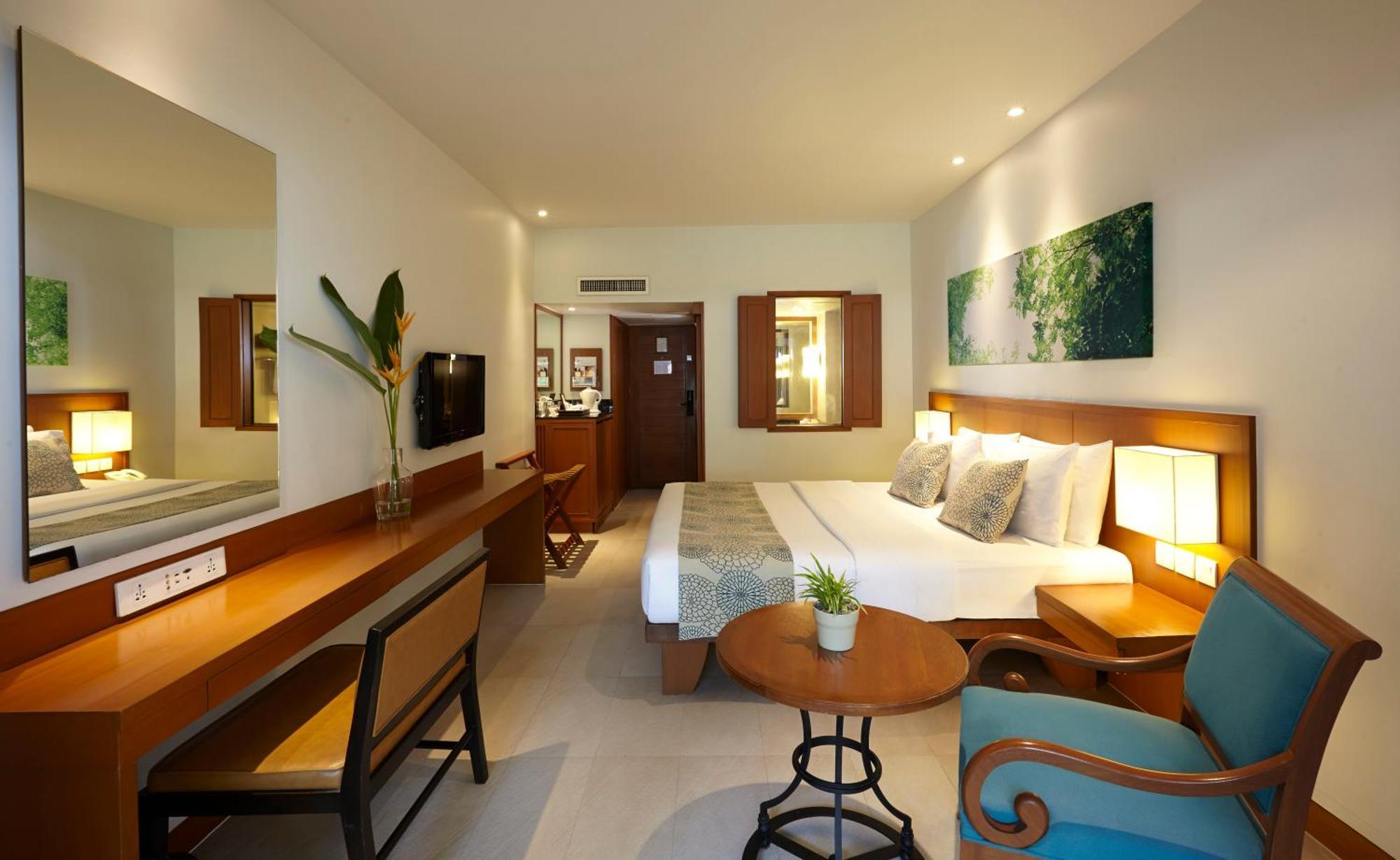 Woodlands Hotel And Resort Pattaya Exterior photo