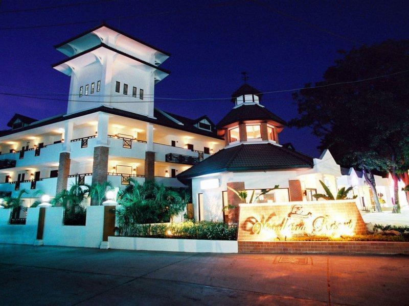 Woodlands Hotel And Resort Pattaya Exterior photo