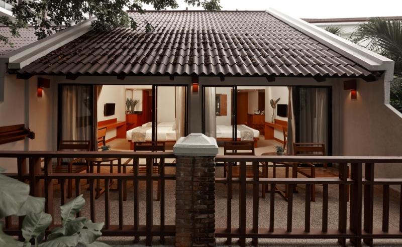 Woodlands Hotel And Resort Pattaya Exterior photo